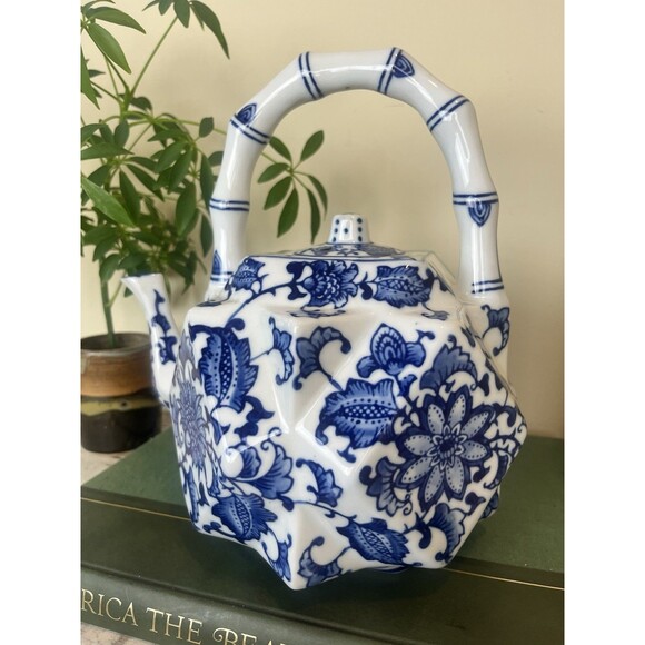 Vintage Large Ornate Blue & White Chinoiserie Geometric Asian Orient 11” Teapot - Picture 8 of 12
